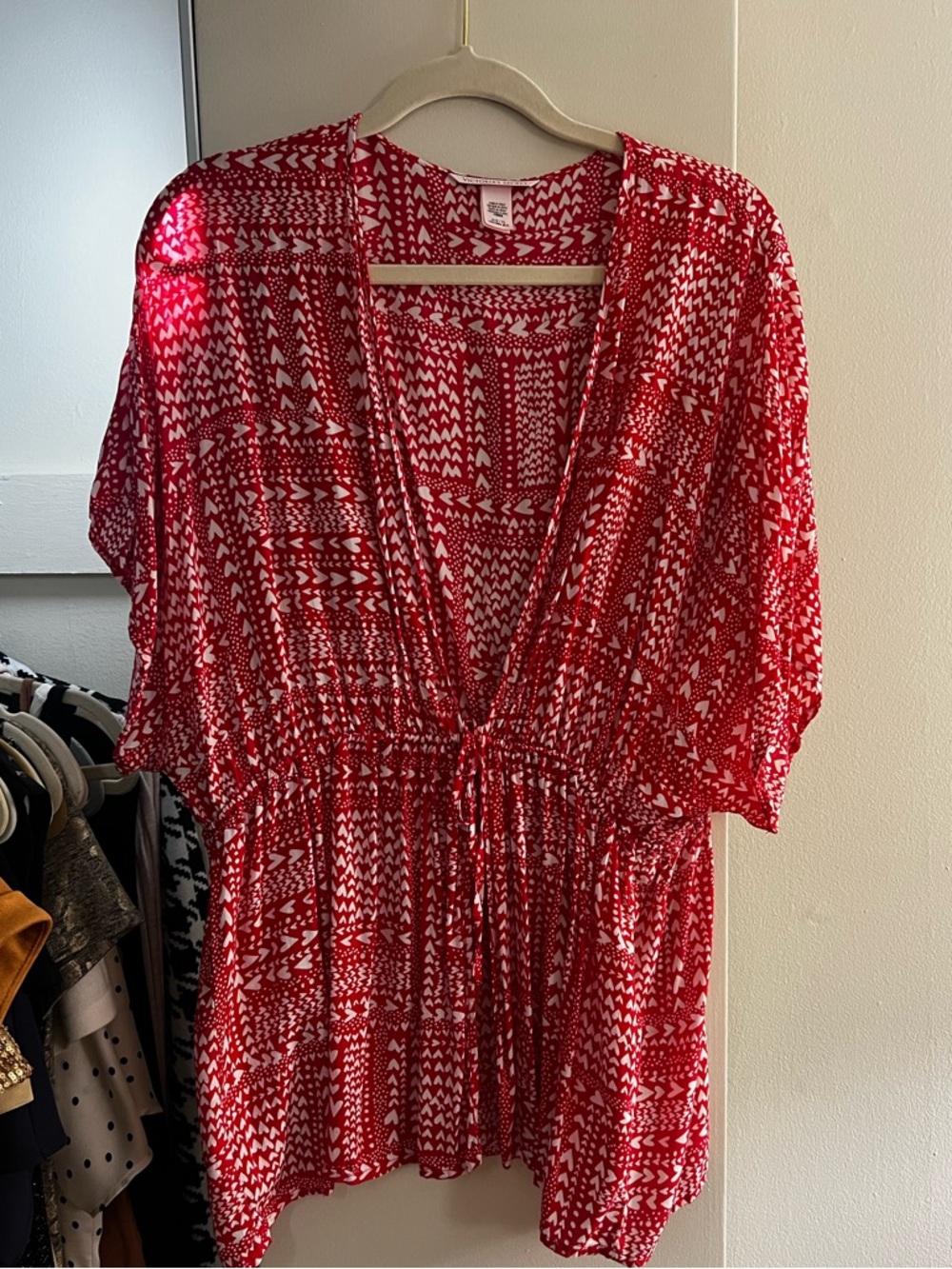 VS light Robe/Cover Up ❤️ - Picture 2 of 4